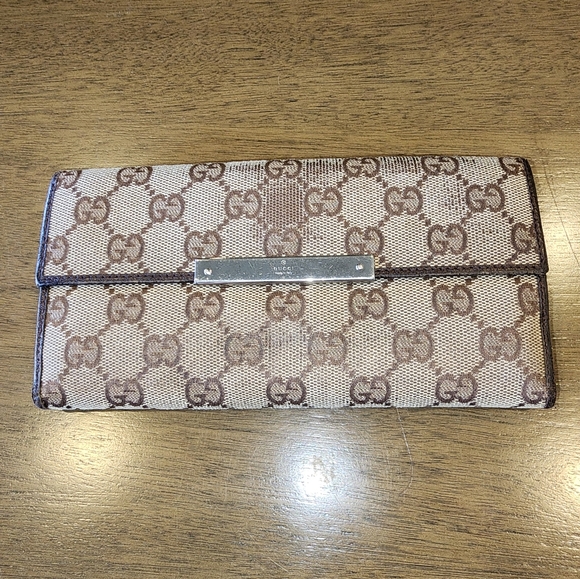 Gucci Handbags - Used Gucci Long Wallet